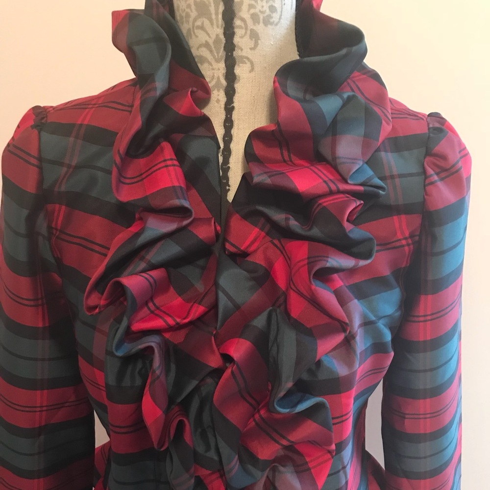 Red/green plaid blouse/jacket